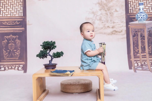 宁波可爱的企鹅宝宝 宁波可爱的企鹅宝宝