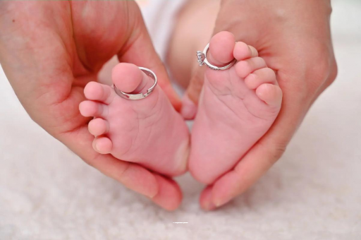 宁波怀孕肚子一边高一边低